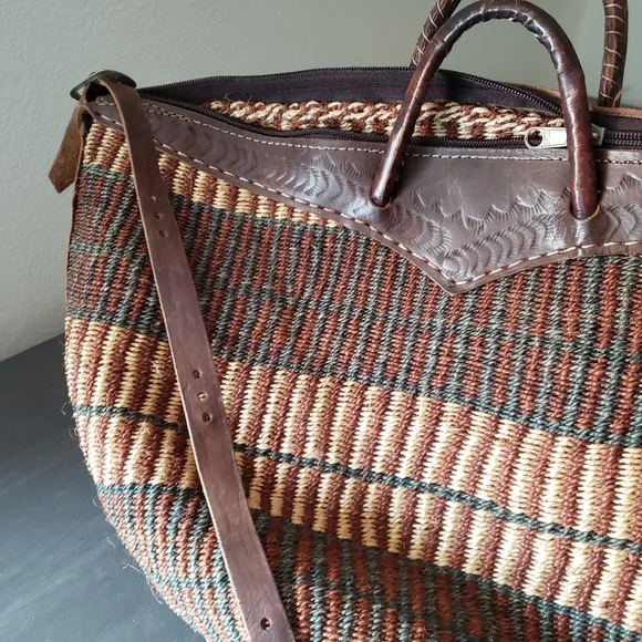 Handcrafted Brown and Tan Woven Tote Bag With Leather Handles - Picture 6 of 8